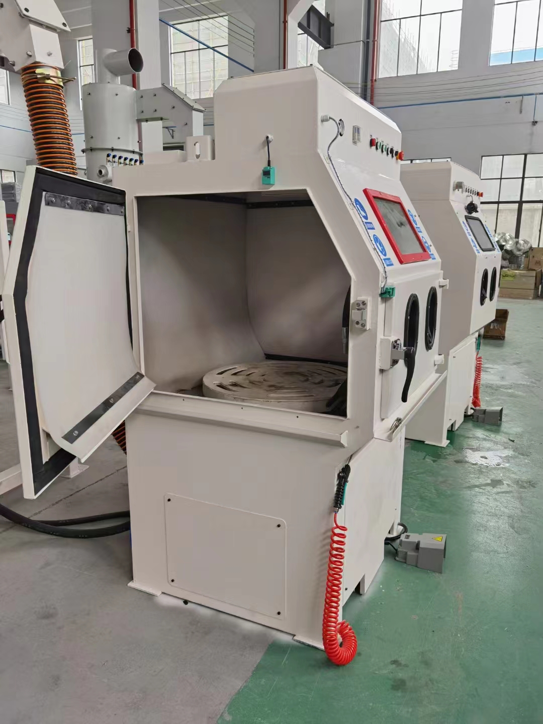 石柱移动式抛丸机的工作原理?