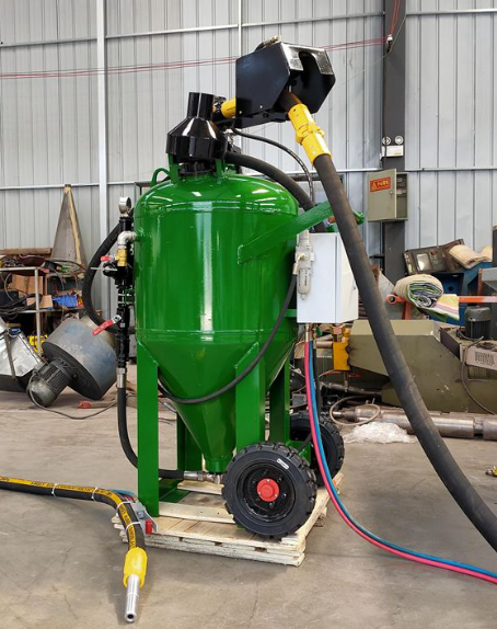 石柱移动式喷砂机 户外施工效率翻倍